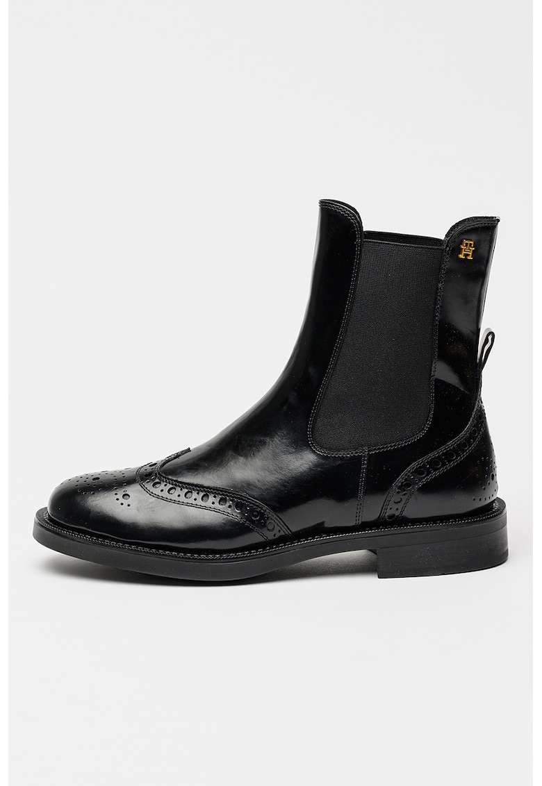 Cizme de piele cu logo discret