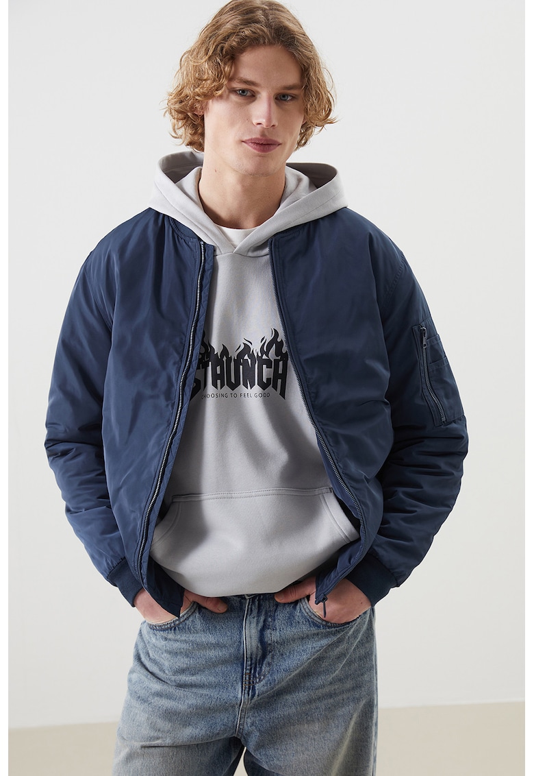 Jacheta bomber cu vatelina subtire