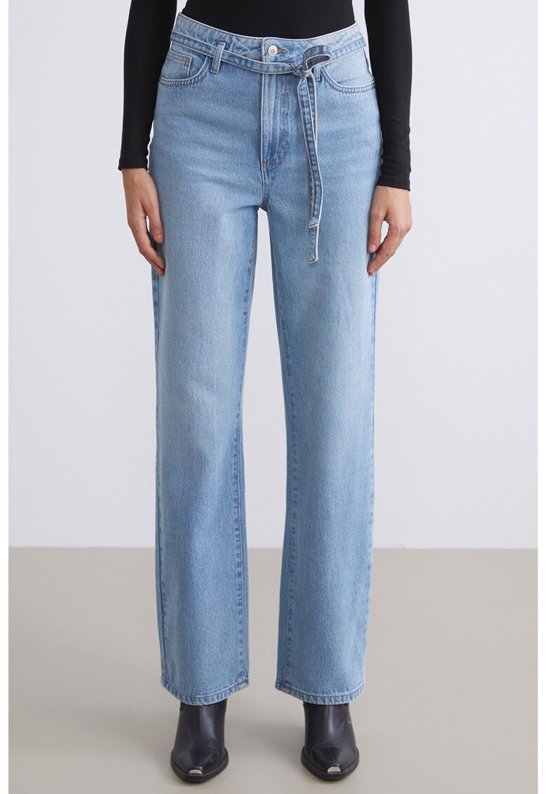 Blugi cu croiala dreapta si talie inalta - Albastru deschis