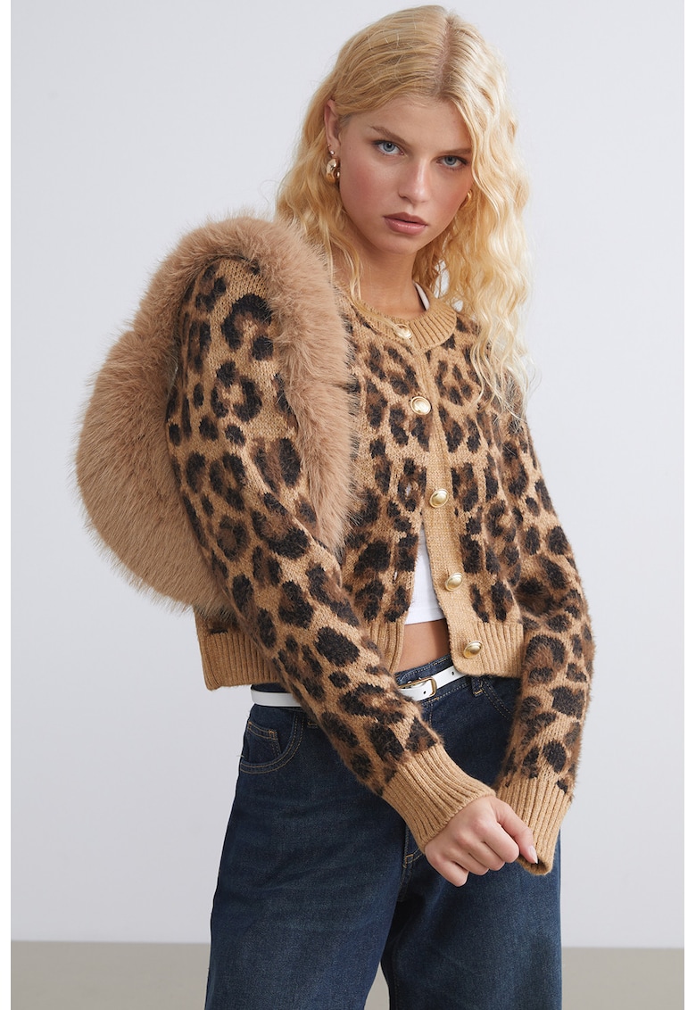 Cardigan crop cu model animal print