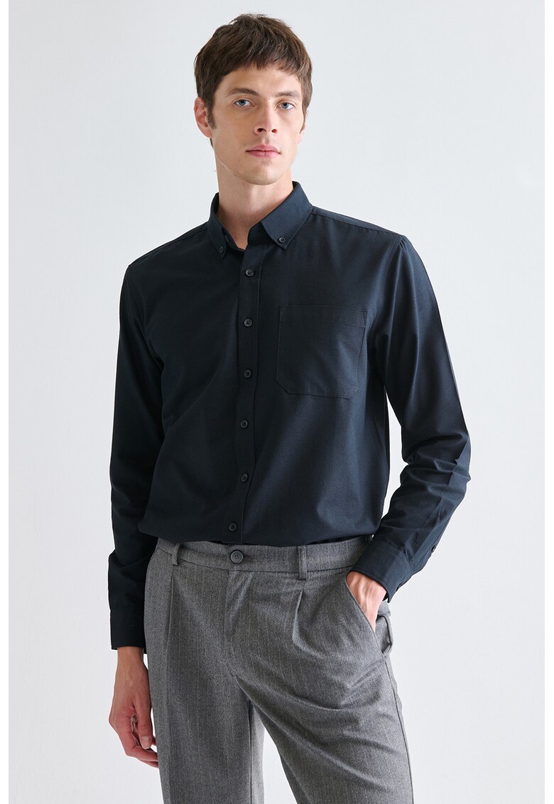 Camasa de bumbac cu buzunar pe piept - Negru