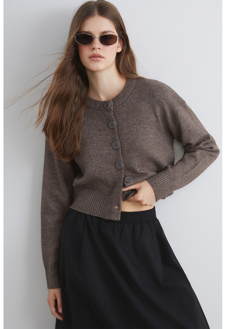 Cardigan tricotat cu maneci cazute