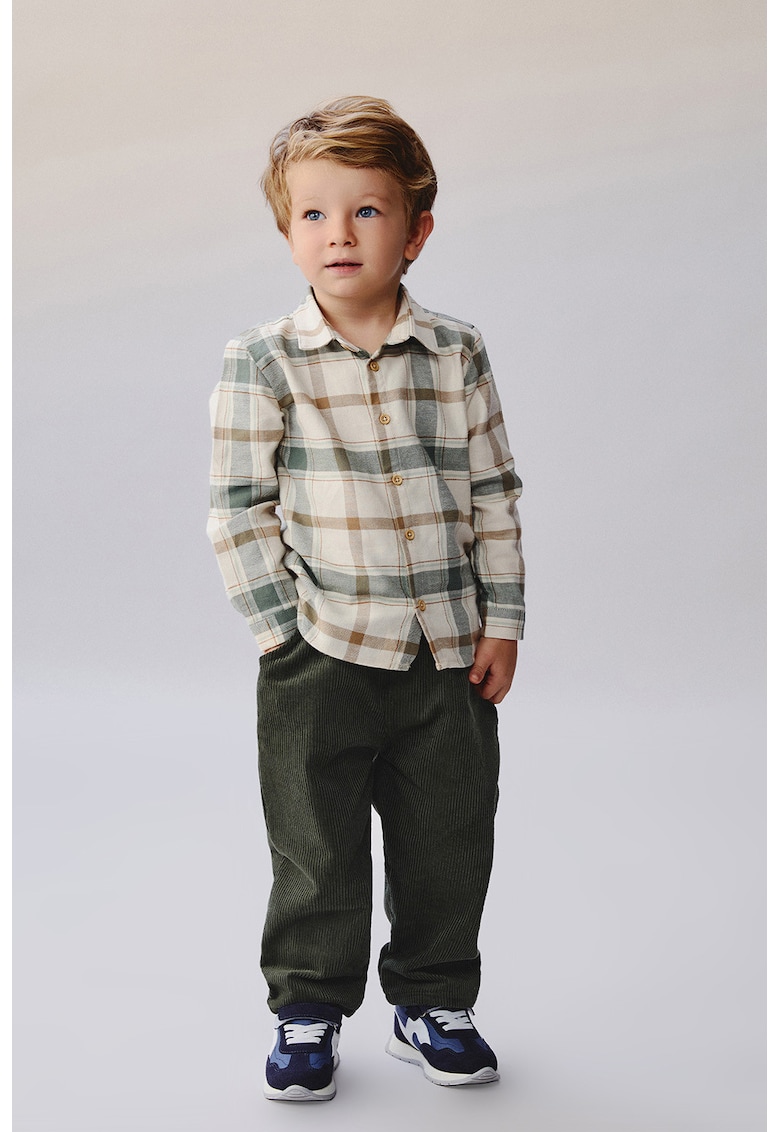 Set de pantaloni din reiat si camasa