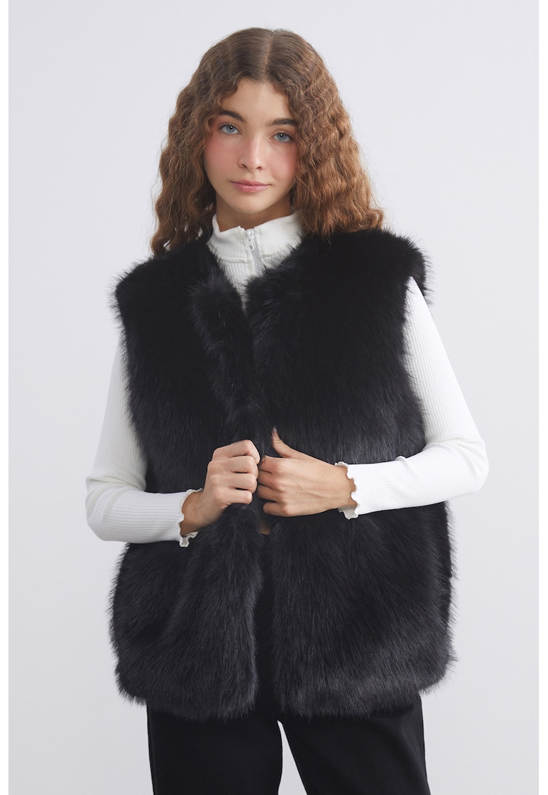 Vesta supradimensionata cu blana sintetica