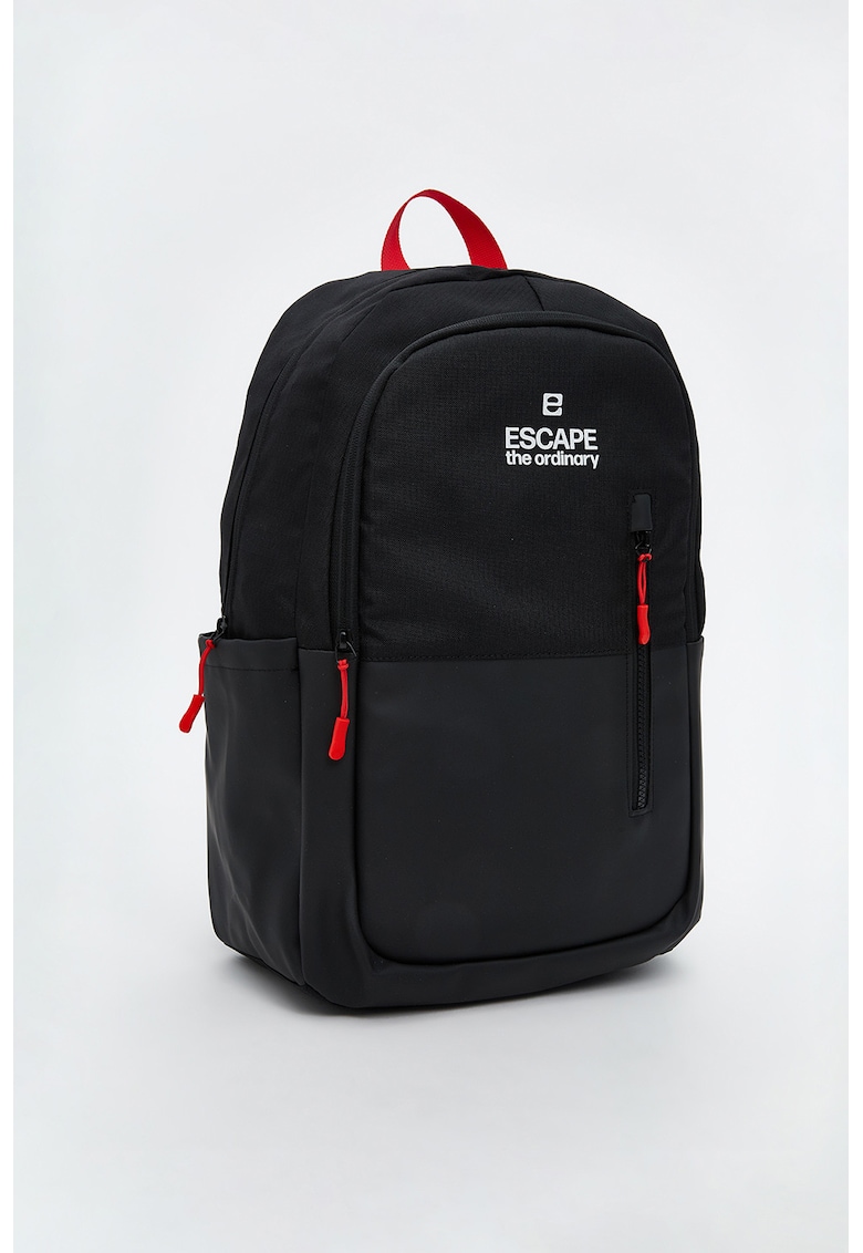 Rucsac din material textil cu buzunare cu fermoar