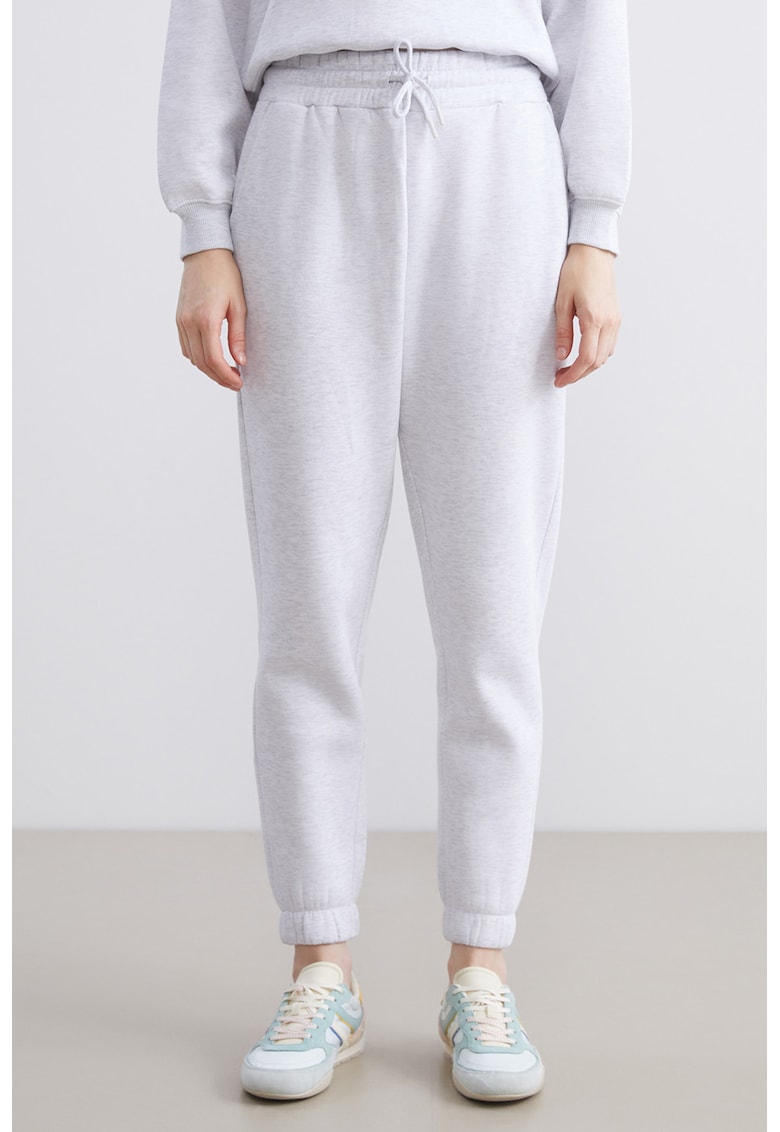 Pantaloni sport lejeri cu talie ajustabila