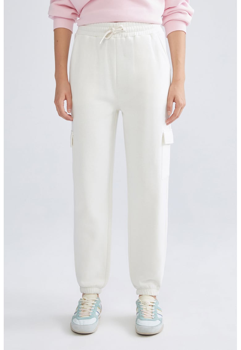 Joggeri cargo cu snur