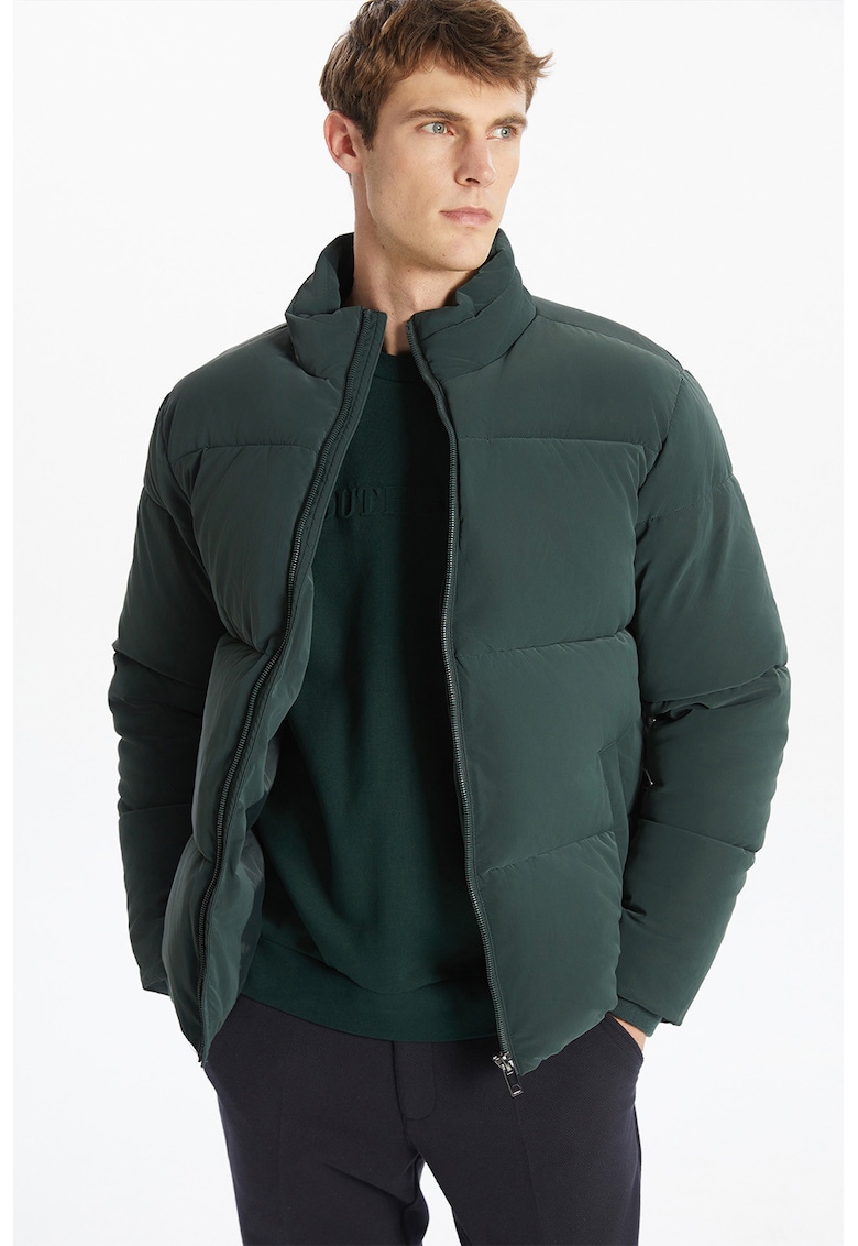 Geaca bufanta cu model uni