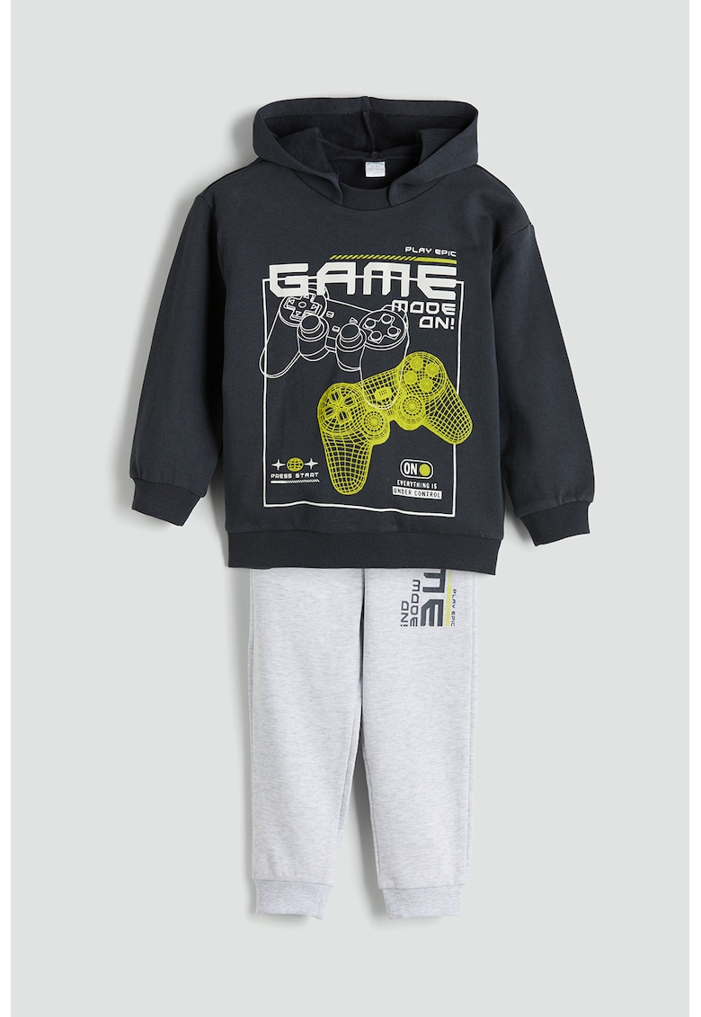 Set de pantaloni sport cu snur si hanorac cu model grafic