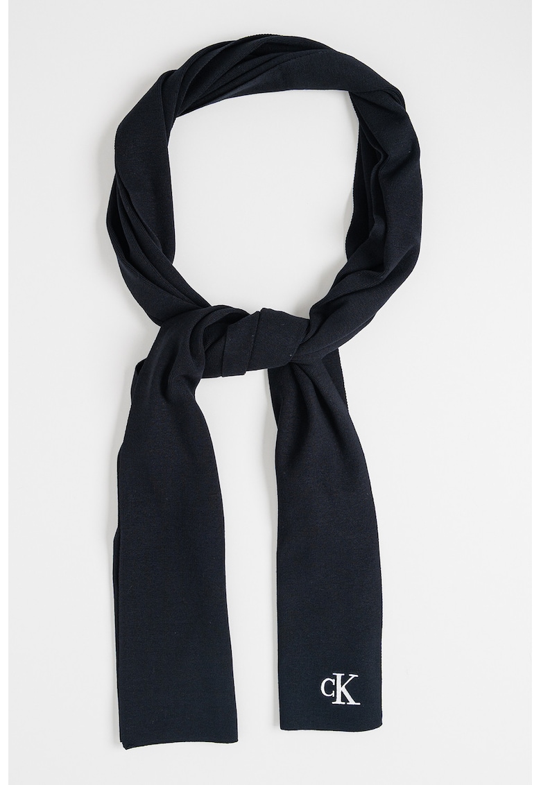 Fular tricotat fin cu model uni