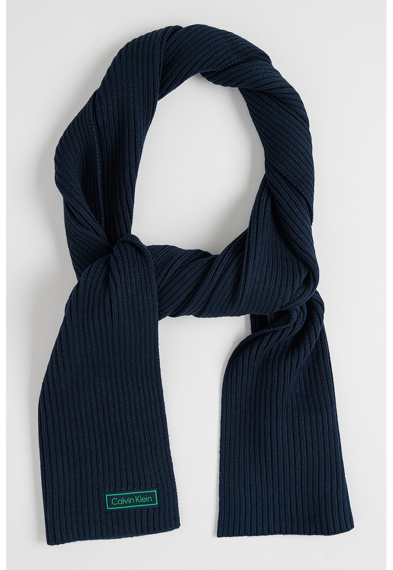 Fular striat cu aplicatie logo discreta