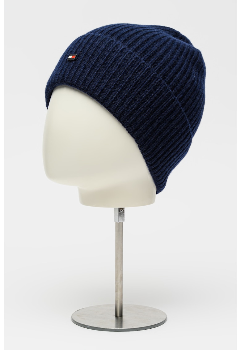 Caciula din casmir cu detaliu cu logo discret