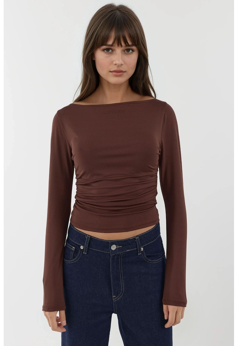 Top top tricotat slim fit - maneca lunga - decolteu tip barca - maro scortisoara - jerseu