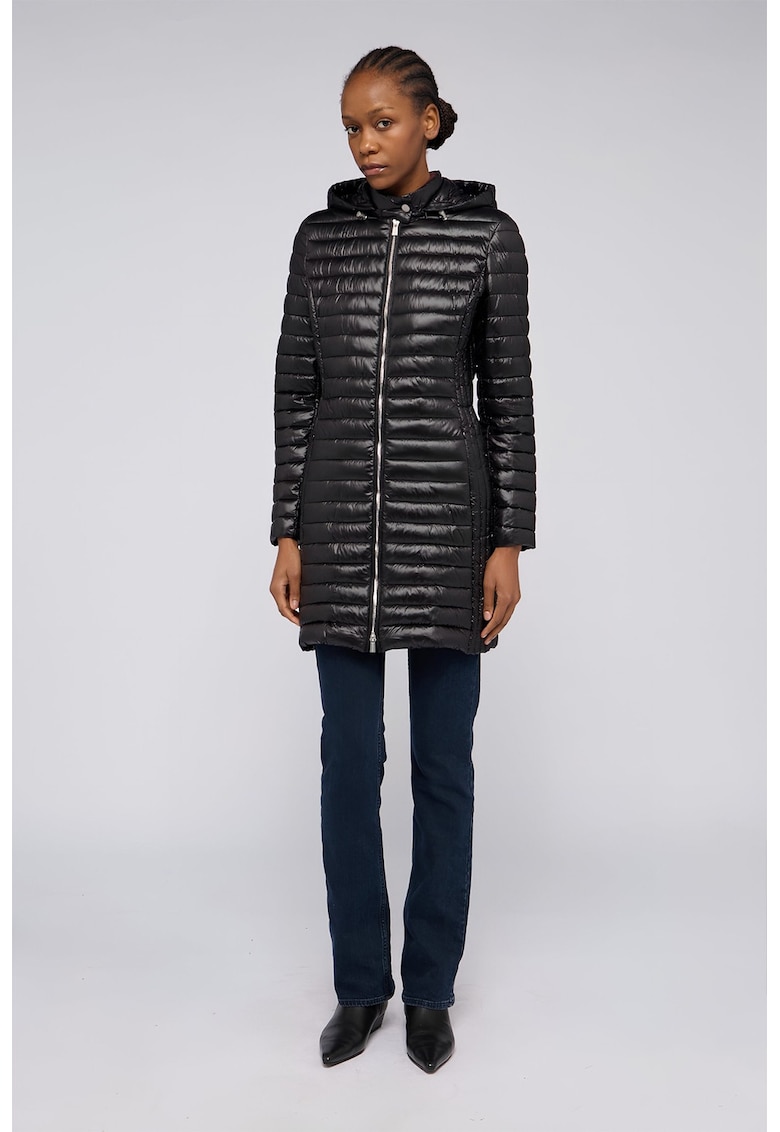 Geaca matlasata cu gluga