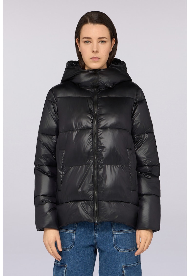 Geaca cu vatelina si gluga