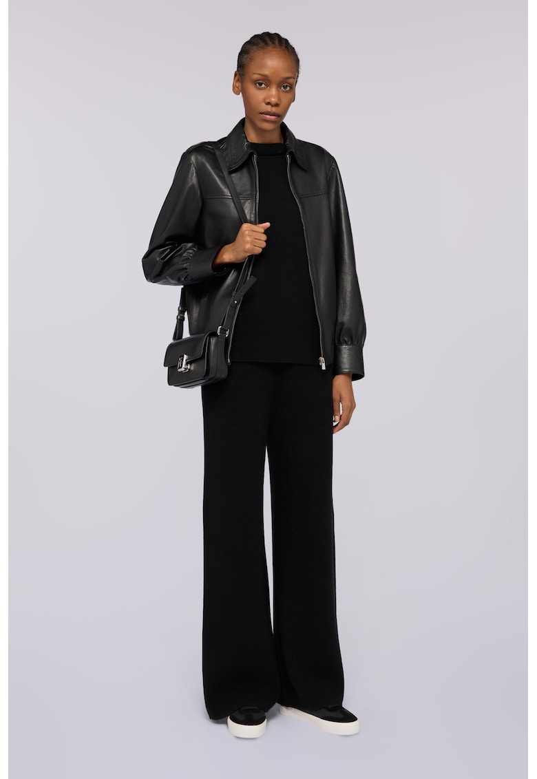 Pantaloni din amestec de lana cu croiala ampla