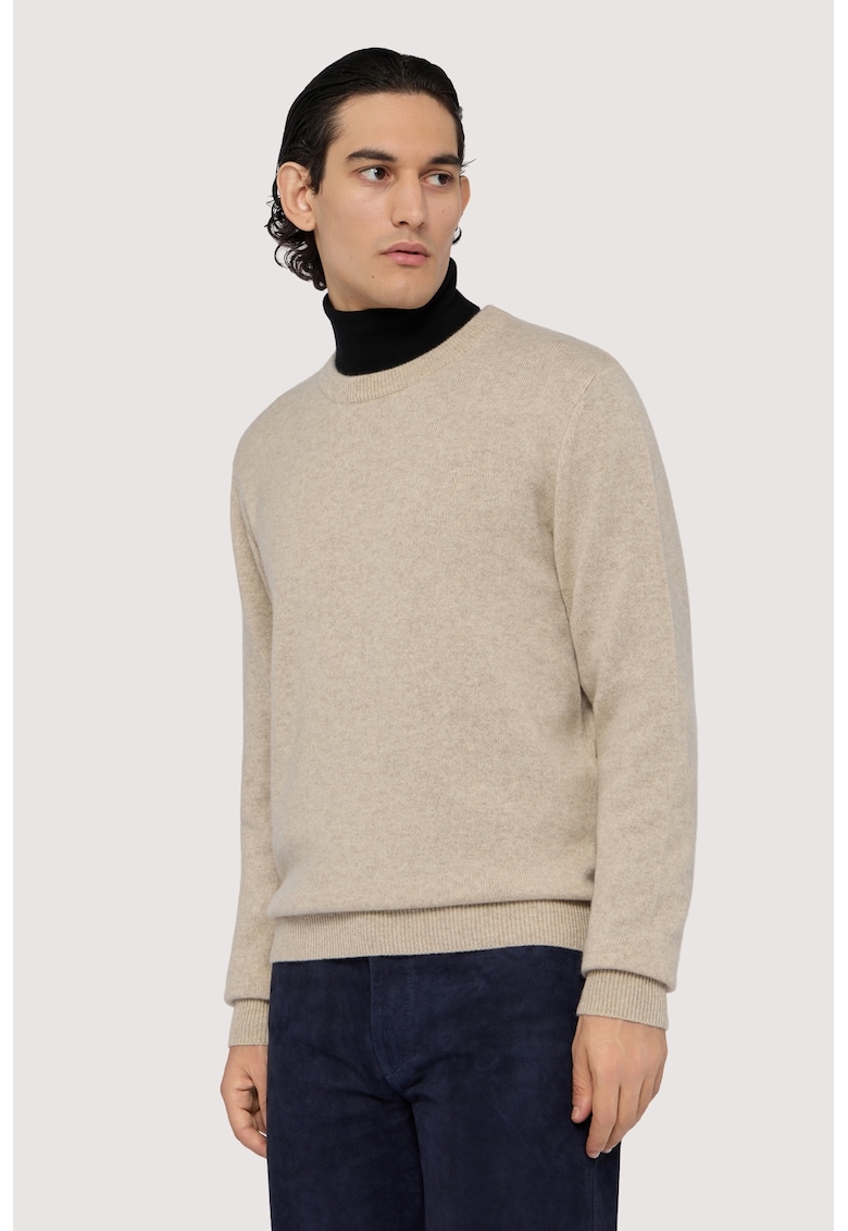 Pulover din casmir cu decolteu la baza gatului