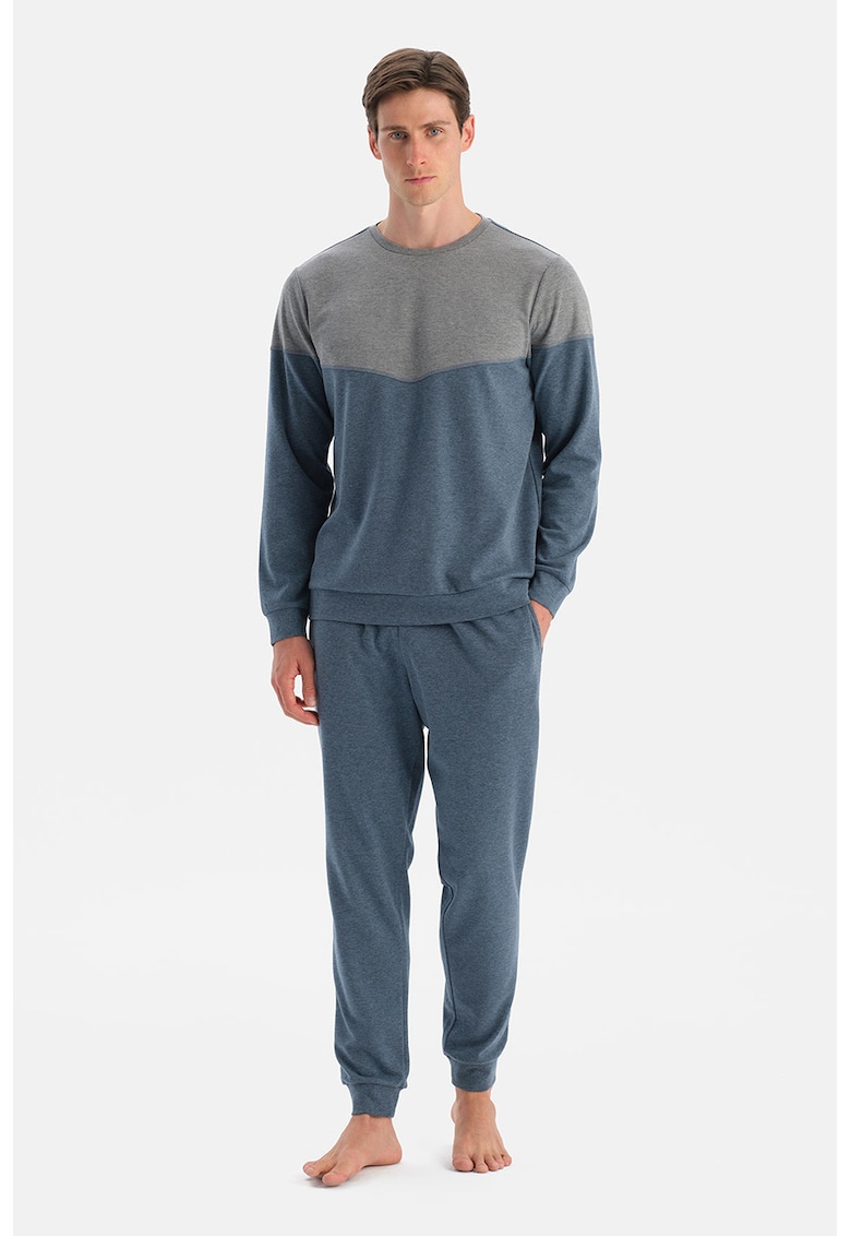 Pijama lunga cu model colorblock