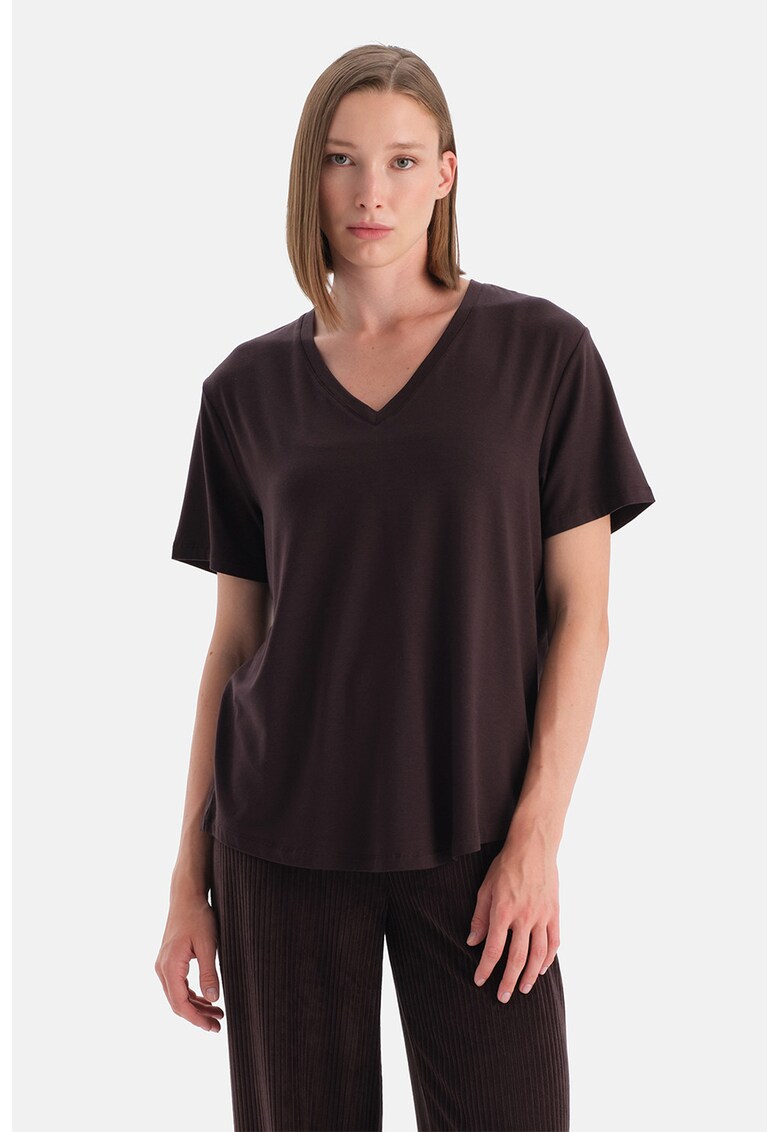 Tricou din lyocell cu decolteu la baza gatului