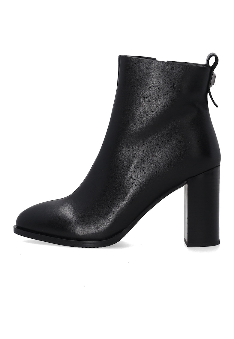 Ghete clasice negre cu partea superioara neteda - talpa