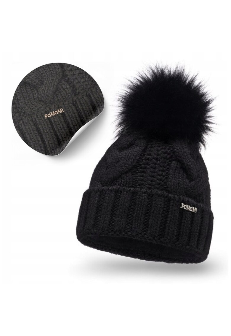 Caciula de iarna pentru femei - 14537-001 - neagra - captuseala din fleece - pompom din blana ecologica - tricotaj gros cu model impletit - design cu rasucire - material: 85% acril - 15% poliamida - circumferinta capului: 55-58 cm - inaltime: 23 cm