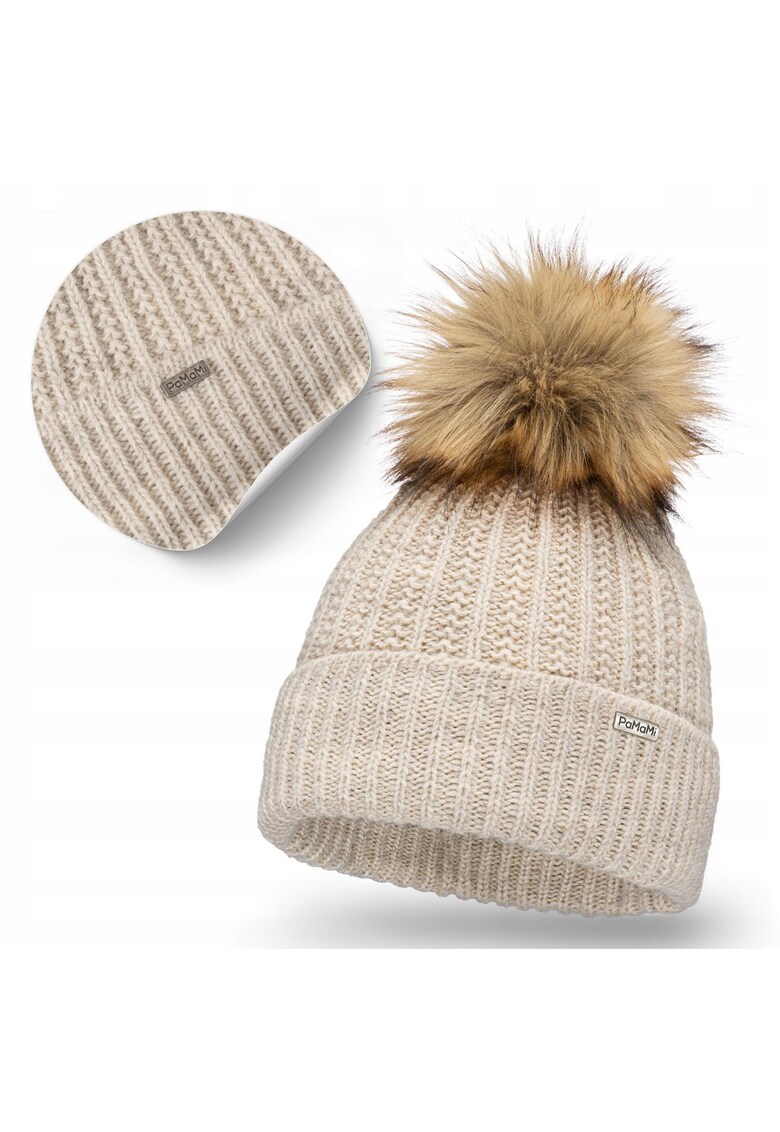 Caciula de iarna pentru femei - 20544-004 - Bej - 55-58 cm - Pompon din blana - Moale - Confortabil - Calitate superioara - Eco-pompon - Croiala standard cu pliu - Material: 85% acril - 15% poliamida - Dimensiuni: inaltime – 23 cm - latime – 20 cm - Far