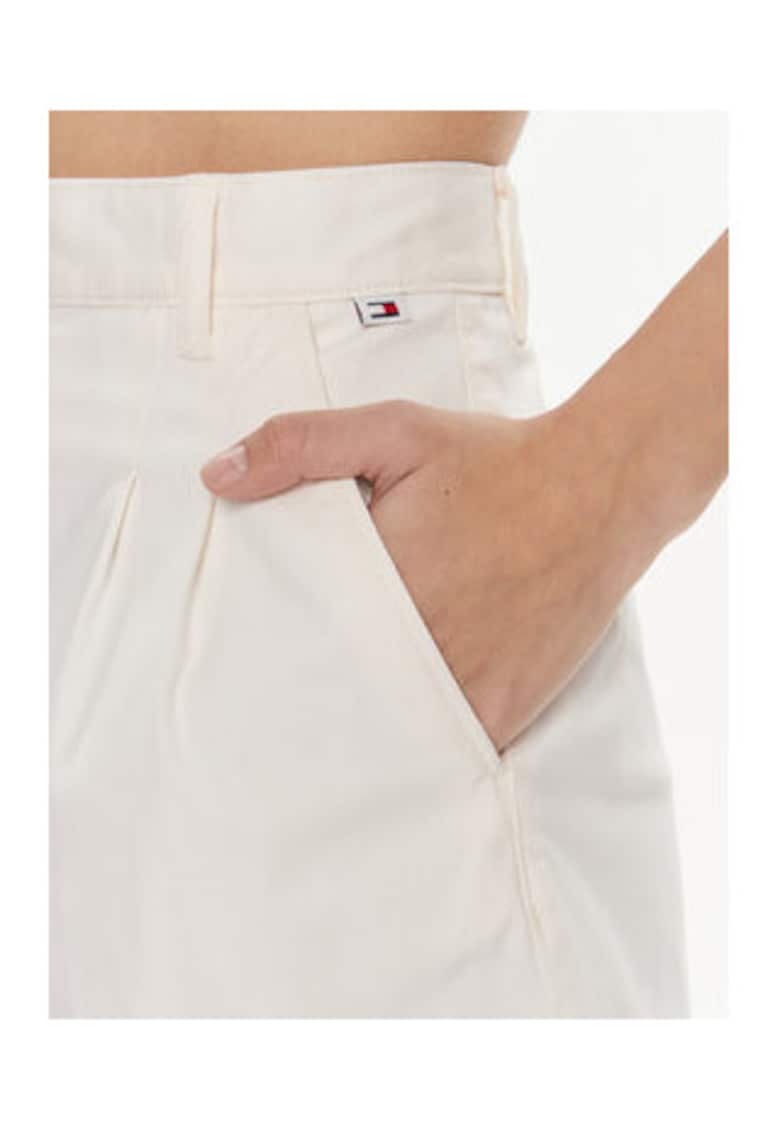 Sort din material textil de dama - Alb - 96% bumbac organic - 4% elastan -