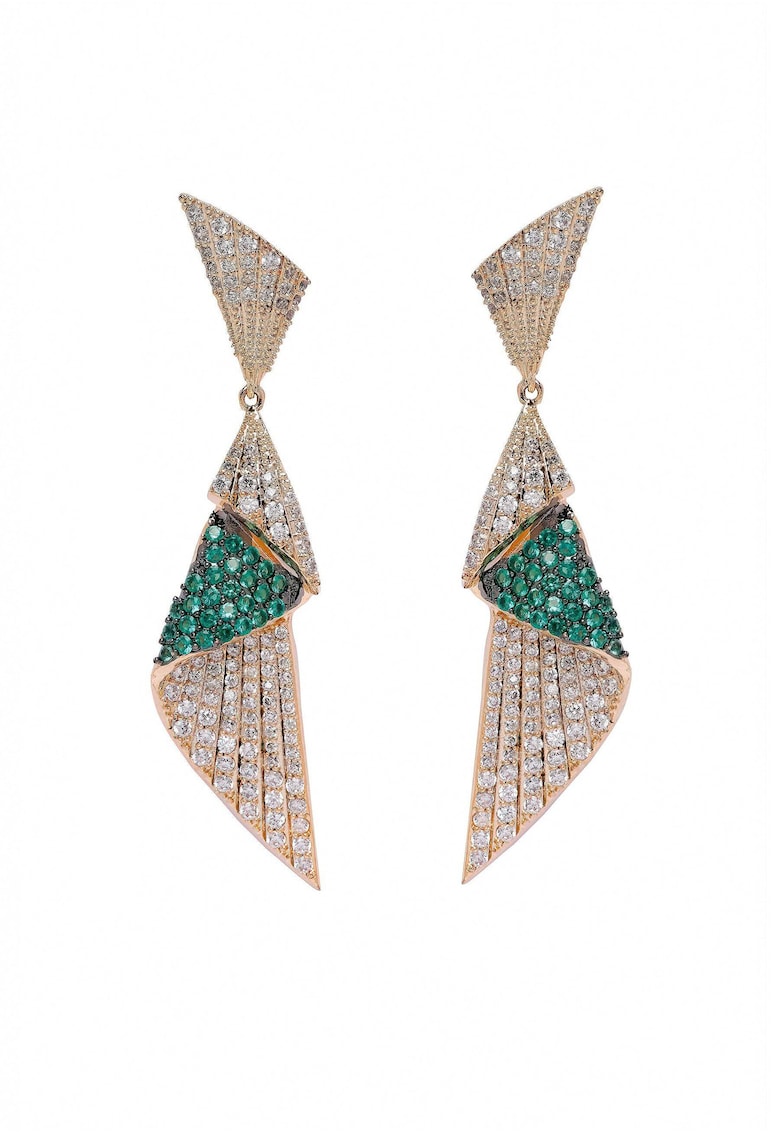 Cercei placati cu aur de 18K si decorati cu cristale