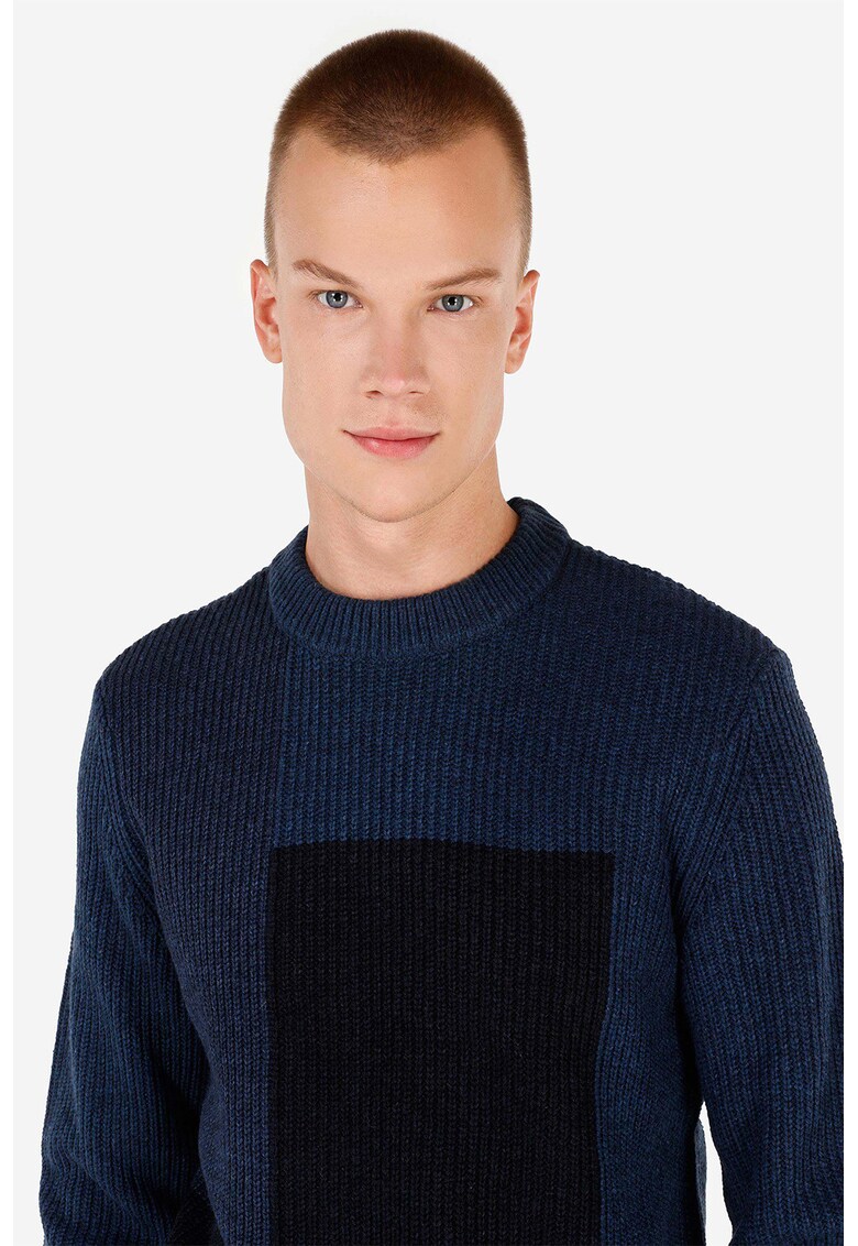 Pulover tricotat cu model geometric - Albastru ultramarin