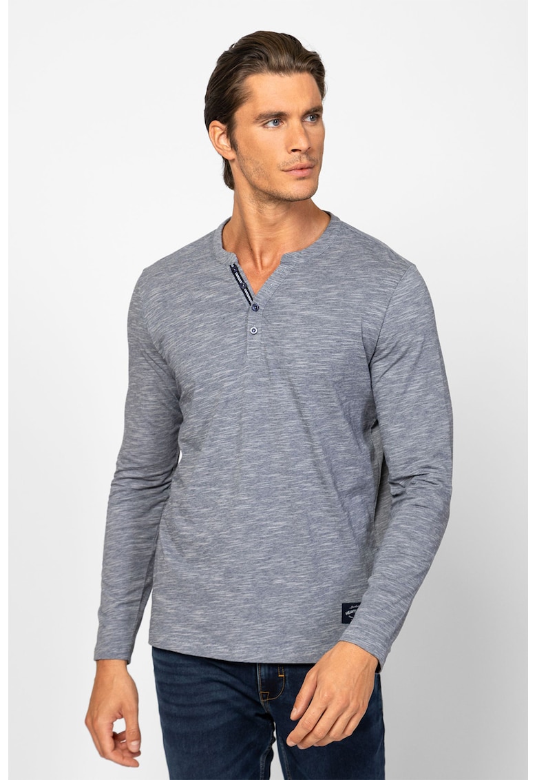 Bluza uni cu fenta cu nasturi