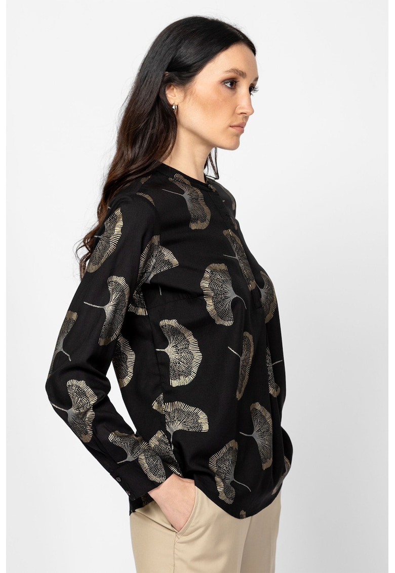 Bluza lejera cu fenta cu nasturi Reba