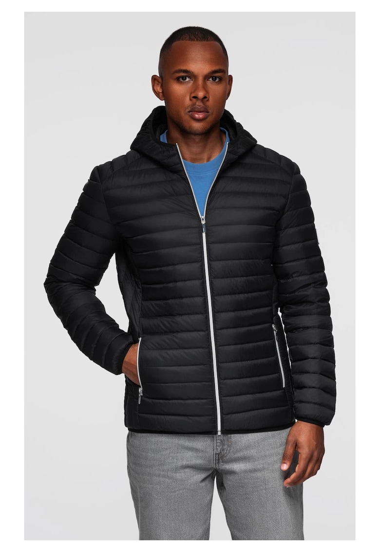 Jacheta ultra-usoara din puf cu gluga OM-JALP-0211