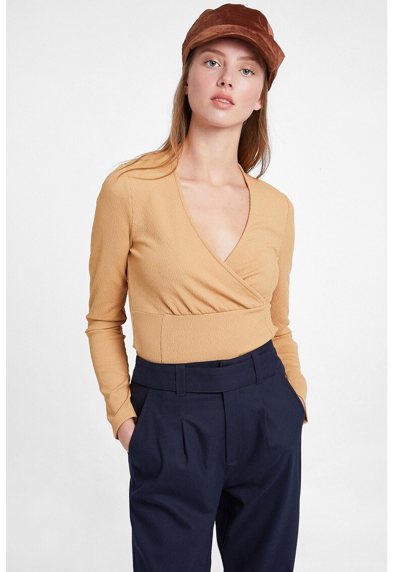 Bluza crop cu decolteu cache-coeur - Maro nisip