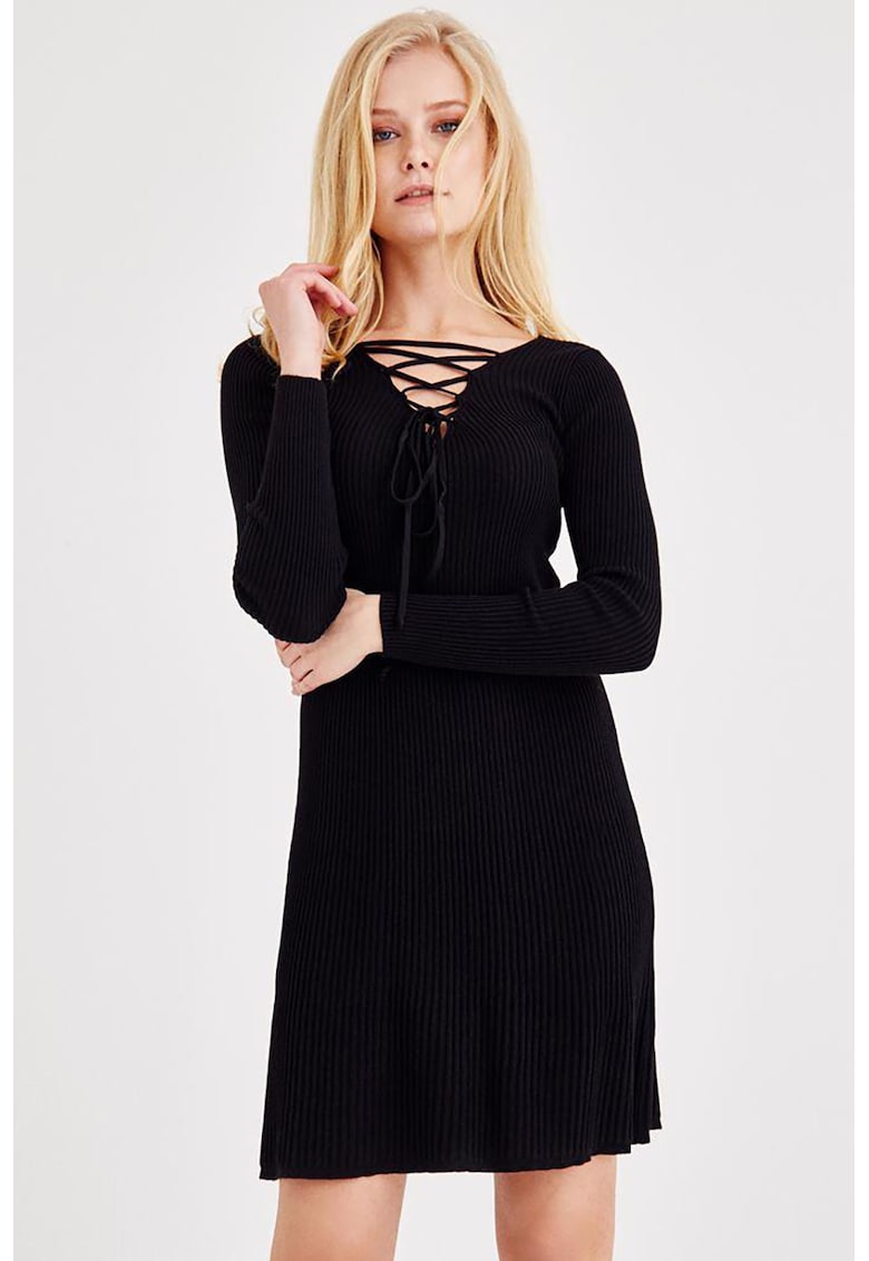 Rochie striata cu snururi