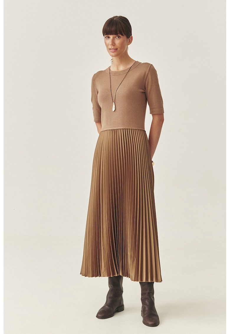 Rochie midi cu pliuri