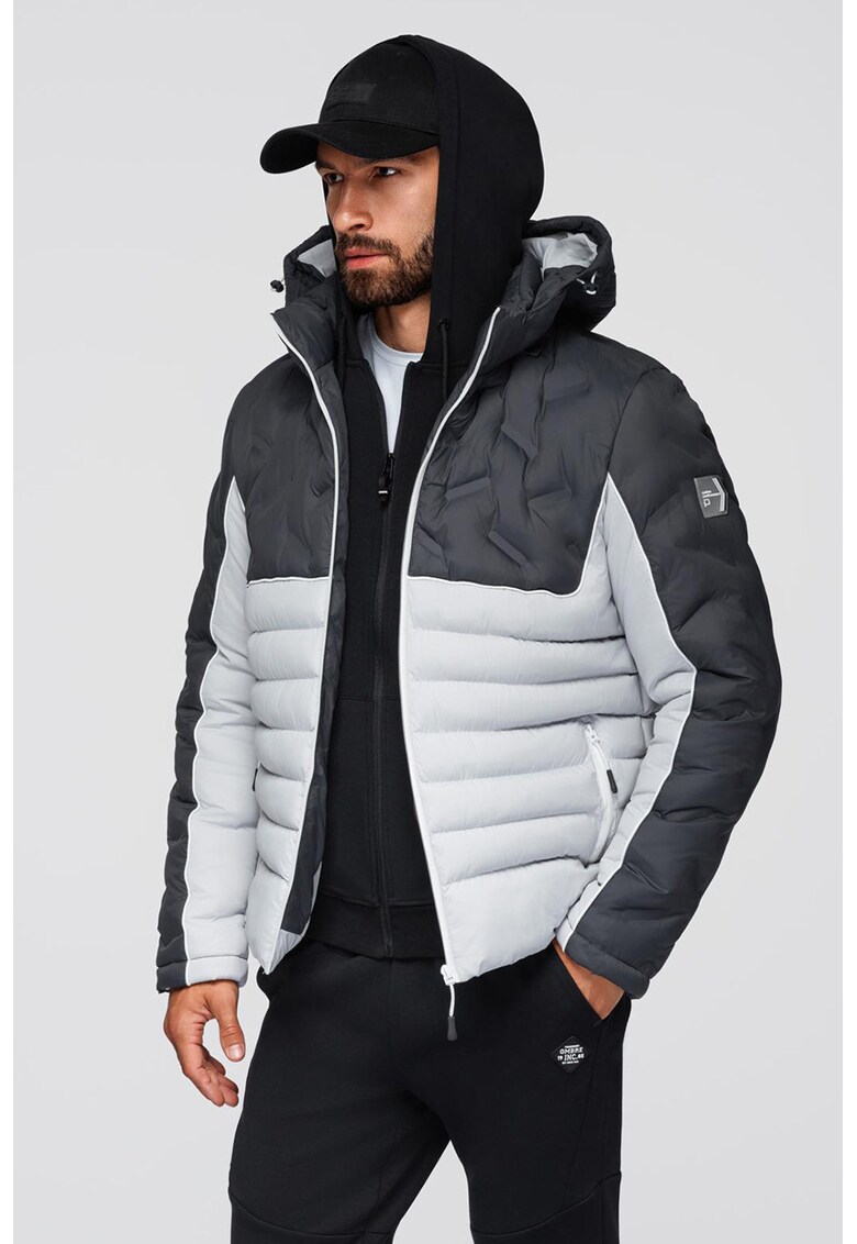 Geaca cu gluga si model colorblock