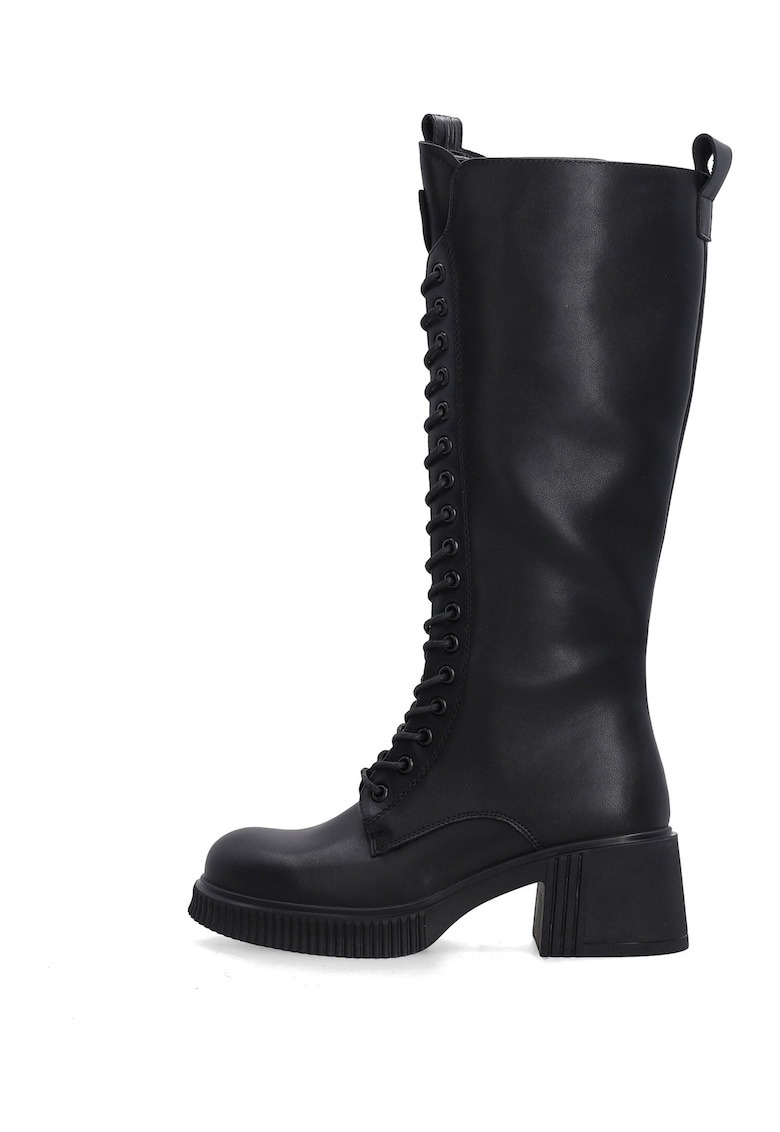 Cizme de dama negre cu sireturi - izolate