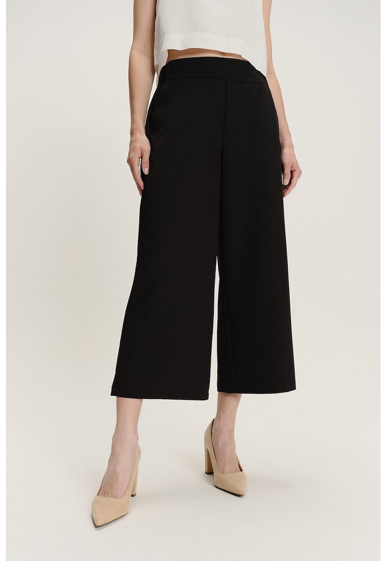 Pantaloni culotte cu buzunare