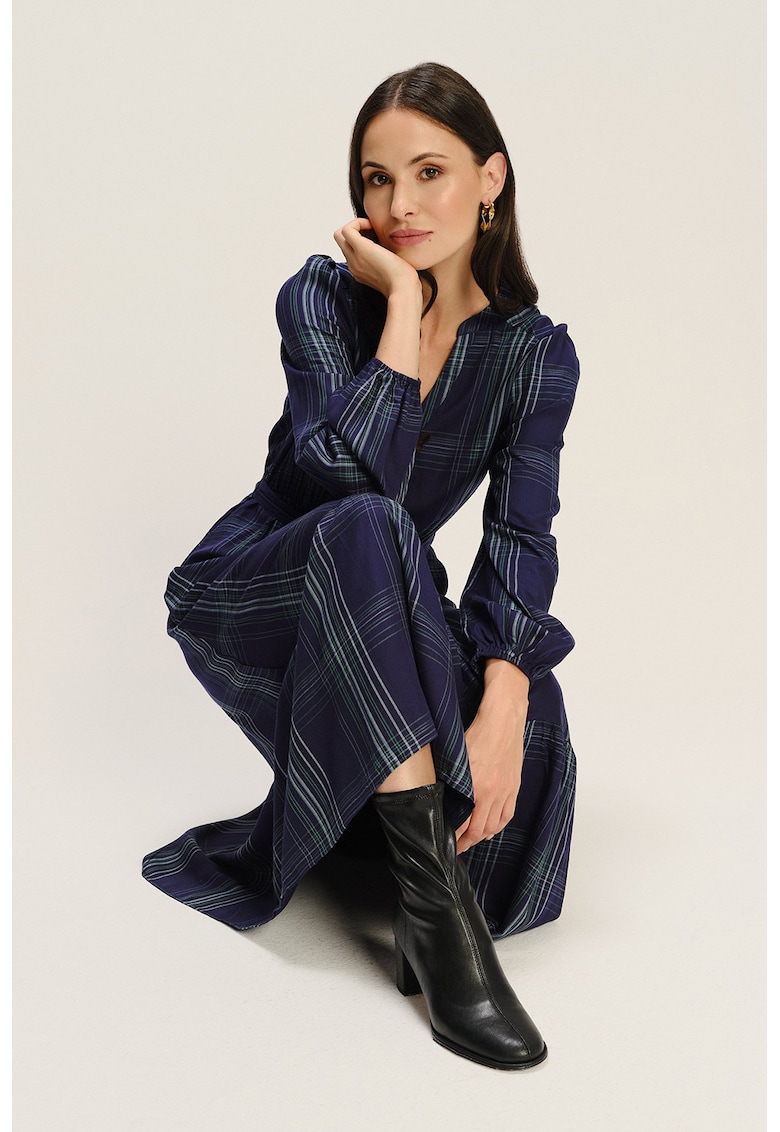 Rochie lunga cu decolteu in V