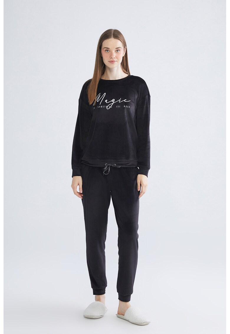 Pijama din catifea cu text - Negru