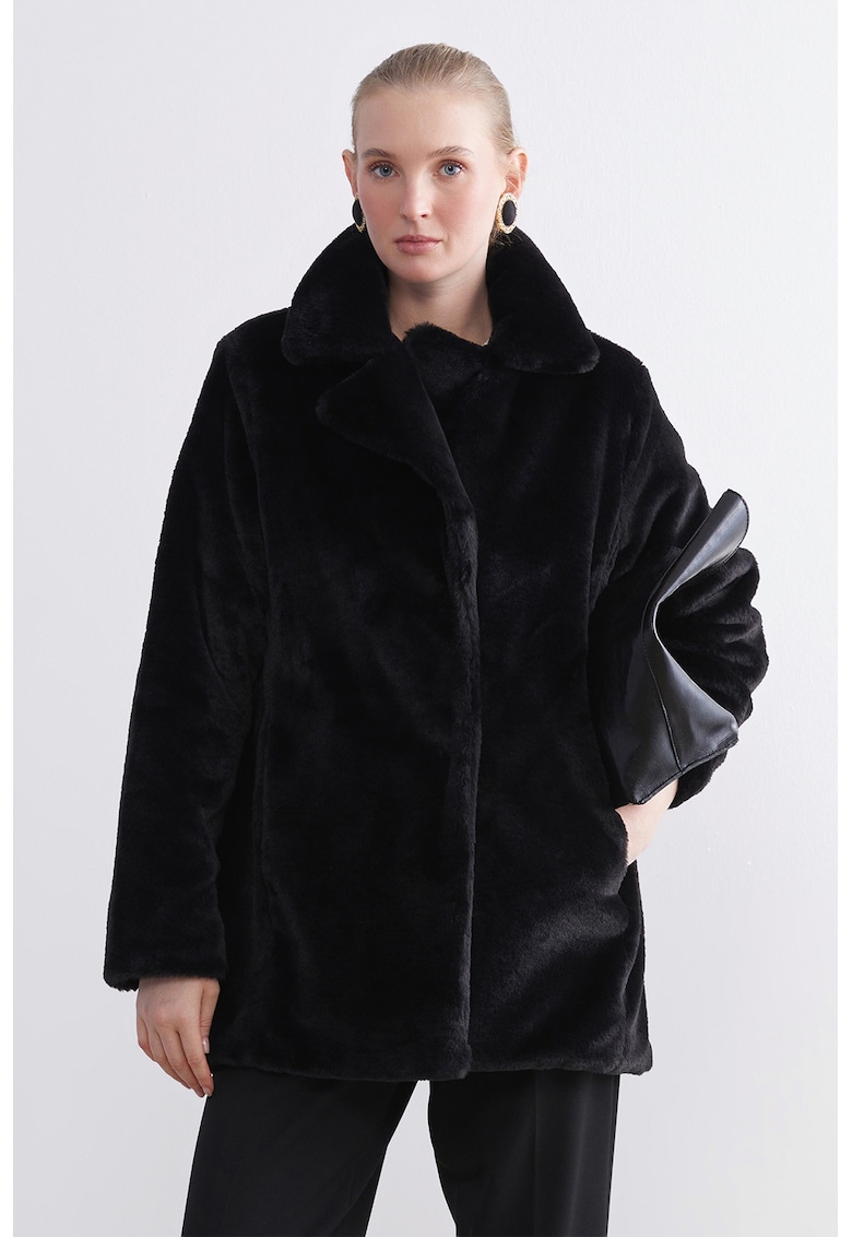 Palton de blana sintetica