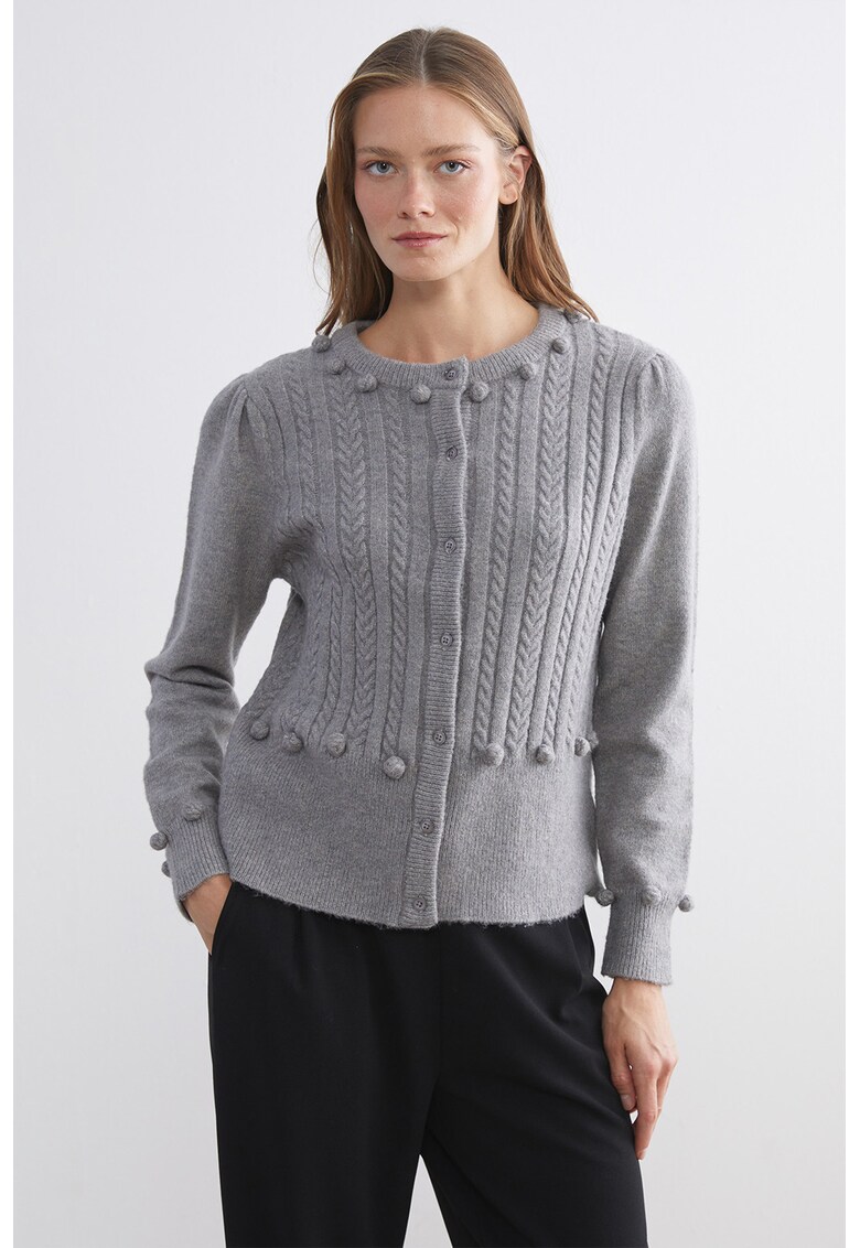 Cardigan cu model torsade si nasturi