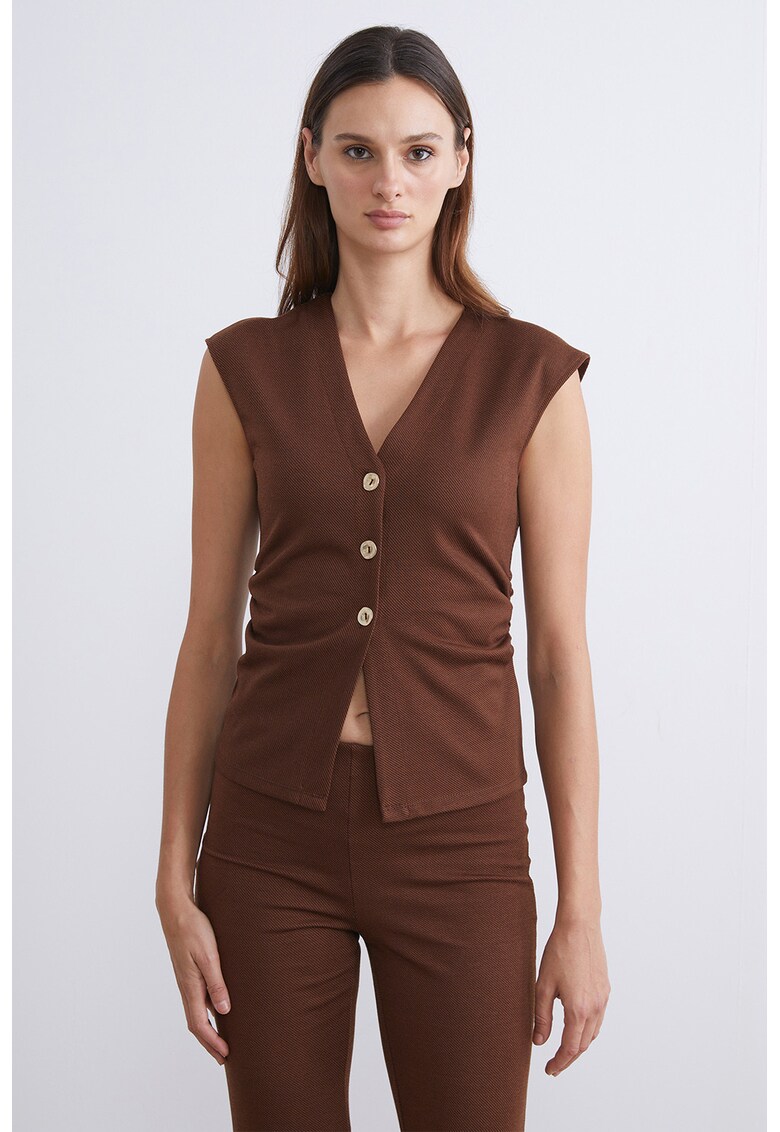 Vesta cu nasturi si decolteu in V