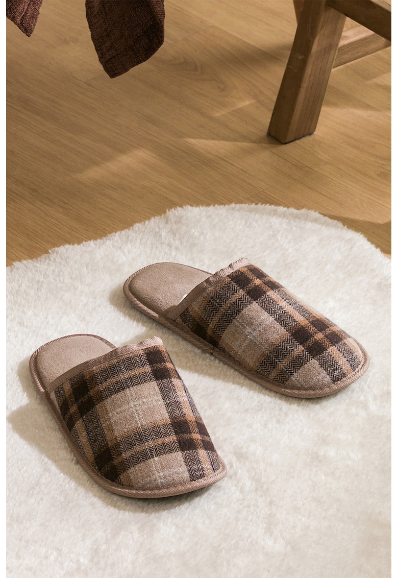 Papuci de casa din material textil cu varf rotund