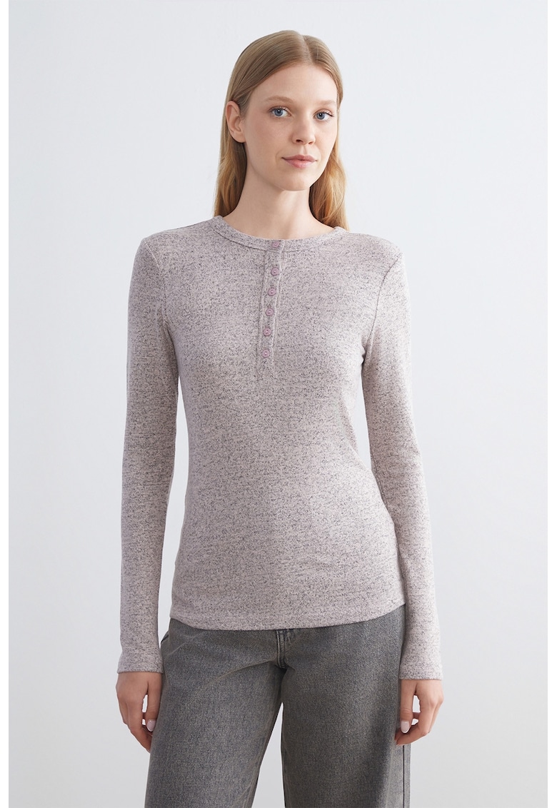 Bluza slim fit cu fenta cu nasturi