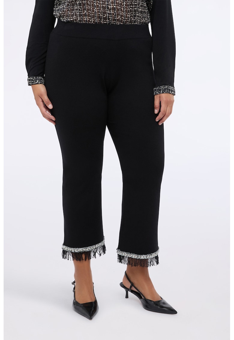 Pantaloni drepti crop cu terminatie cu franjuri