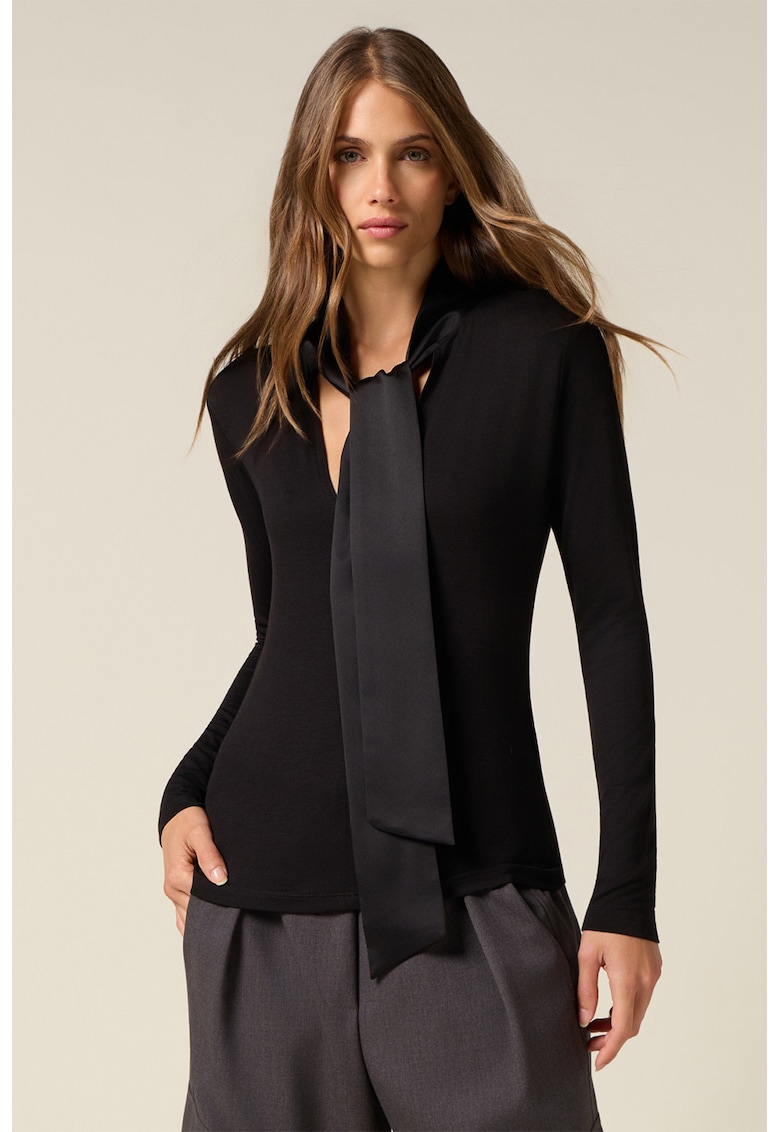 Bluza slim-fit cu funda din panglici