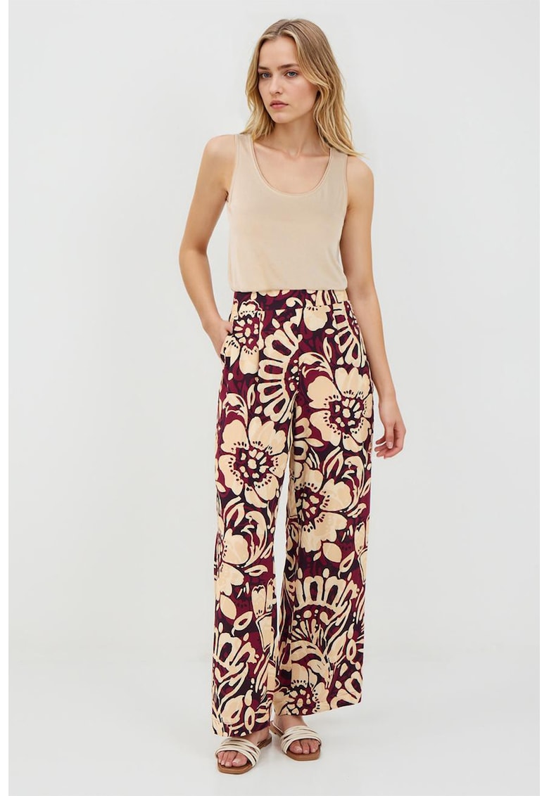 Pantaloni cu talie inalta si model grafic