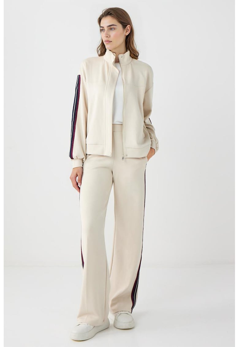 Pantaloni de trening din amestec de modal cu croiala ampla