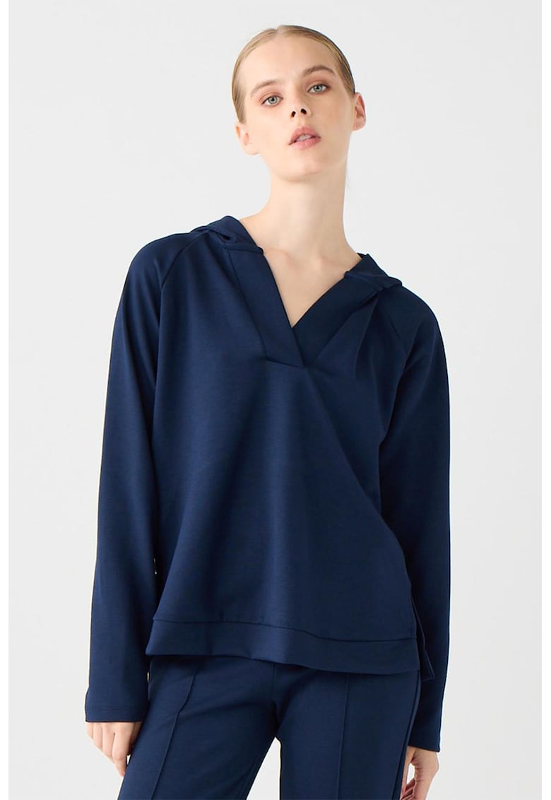 Hanorac cu decolteu in V